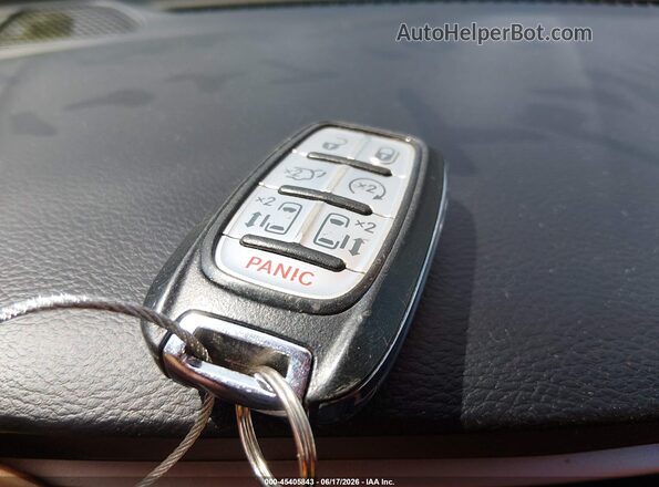 2C4RC1BG3HR543455 2017 CHRYSLER PACIFICA White Widok deski rozdzielczej