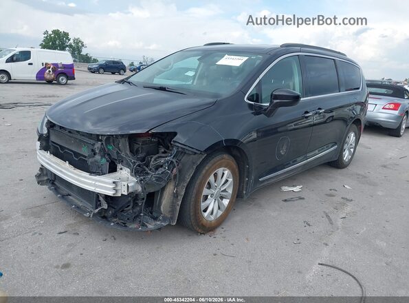 2C4RC1BG3HR598732 2017 CHRYSLER PACIFICA Black Front left