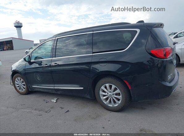 2C4RC1BG3HR598732 2017 CHRYSLER PACIFICA Black 360 interior view