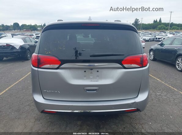 2C4RC1BG3JR211439 2018 CHRYSLER PACIFICA Silver 