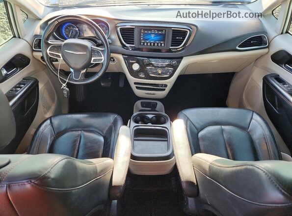 2C4RC1BG3LR176971 2020 CHRYSLER PACIFICA White წინა პანელის ხედი
