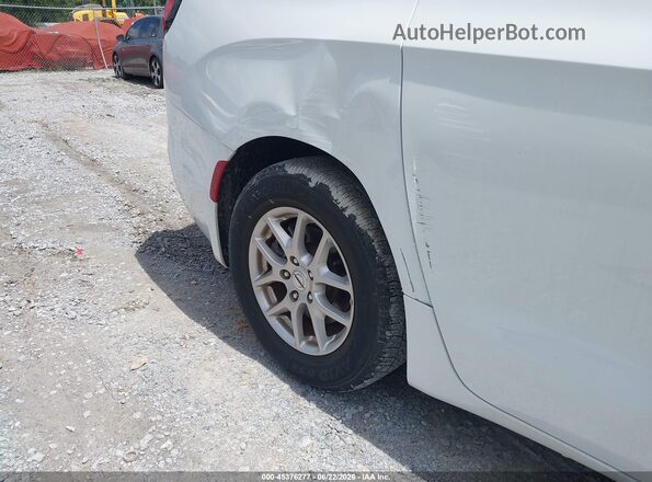 2C4RC1BG3SR555936 2025 CHRYSLER PACIFICA White Front view