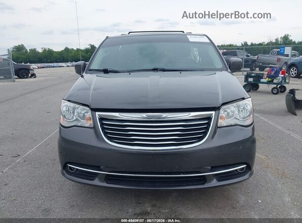 2C4RC1BG4GR253188 2016 CHRYSLER TOWN & COUNTRY Gray უკანა სალონის ხედი