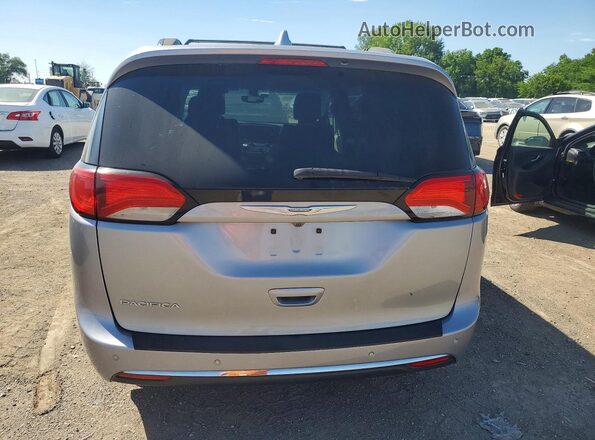 2C4RC1BG4HR540614 2017 CHRYSLER PACIFICA Silver Vista trasera