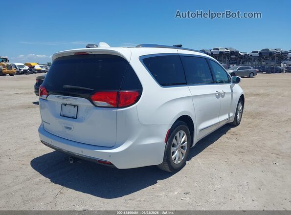 2C4RC1BG4JR110653 2018 CHRYSLER PACIFICA Белый Задняя правая четверть