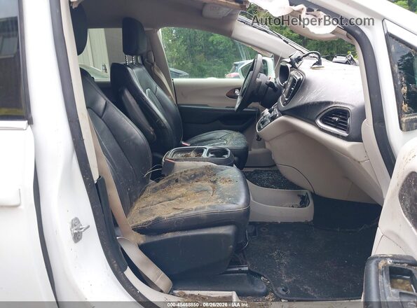 2C4RC1BG4JR127503 2018 CHRYSLER PACIFICA Белый Вид салона спереди