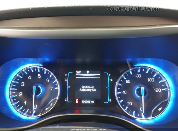 2C4RC1BG4JR306785 2018 CHRYSLER PACIFICA Silver 