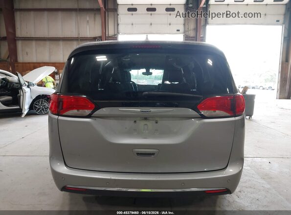 2C4RC1BG4JR306785 2018 CHRYSLER PACIFICA Silver 