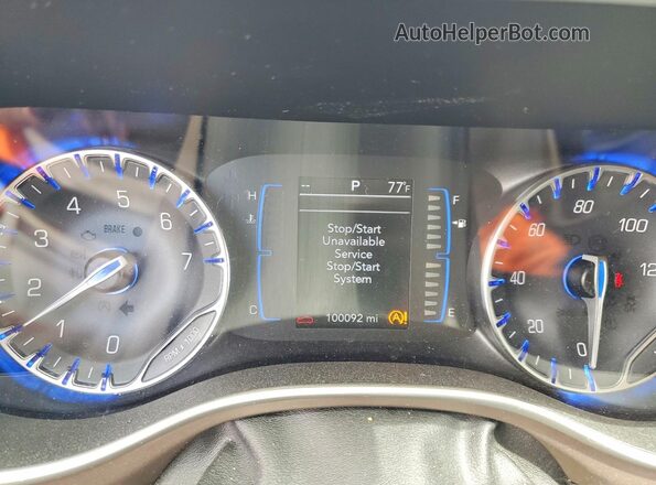 2C4RC1BG4KR603735 2019 CHRYSLER PACIFICA Gray Вид панелі приладів