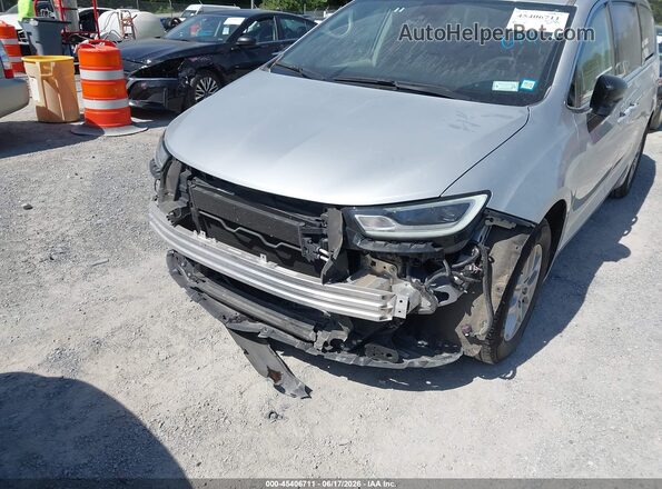 2C4RC1BG4RR196980 2024 CHRYSLER PACIFICA Silver 