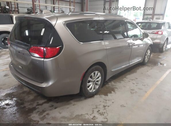 2C4RC1BG5JR175172 2018 CHRYSLER PACIFICA Silver Trasero derecho
