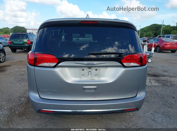 2C4RC1BG5JR233457 2018 CHRYSLER PACIFICA Gray 