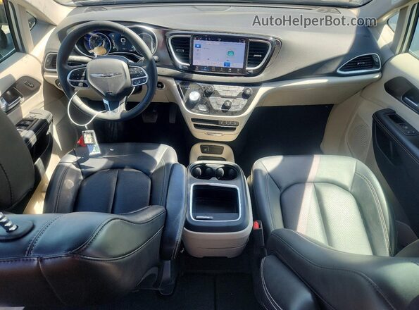2C4RC1BG5RR156228 2024 CHRYSLER PACIFICA Серебряный 