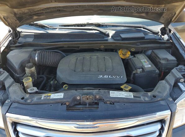2C4RC1BG6GR301337 2016 CHRYSLER TOWN Gray Widok wnętrza z tyłu