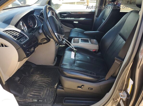 2C4RC1BG6GR301337 2016 CHRYSLER TOWN Gray Widok wnętrza z przodu