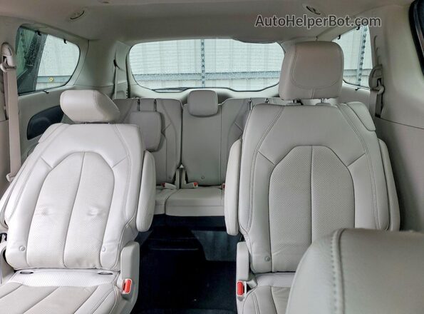 2C4RC1BG6MR576170 2021 CHRYSLER PACIFICA Серый Вид задних сидений