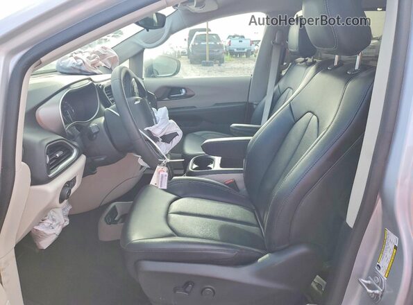 2C4RC1BG6RR186726 2024 CHRYSLER PACIFICA Silver 