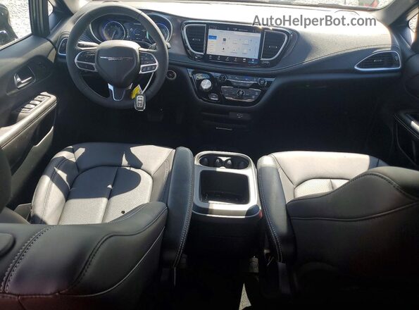 2C4RC1BG6TR184255 2026 CHRYSLER PACIFICA Черный Вид панели приборов