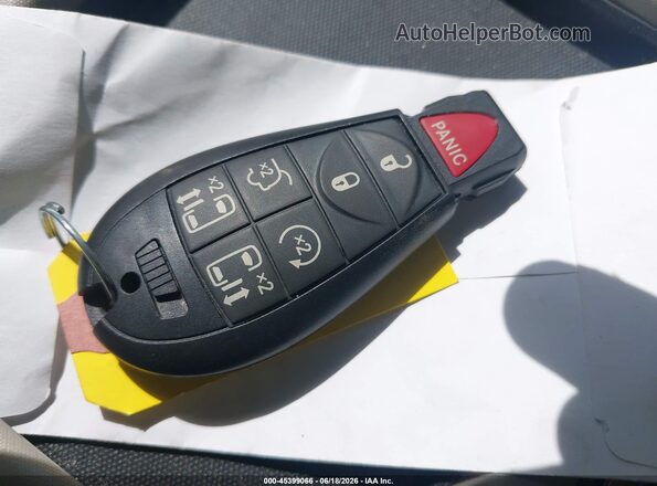 2C4RC1BG7GR121638 2016 CHRYSLER TOWN & COUNTRY White წინა პანელის ხედი