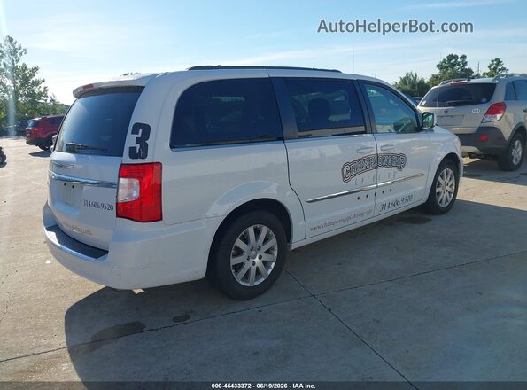 2C4RC1BG7GR140948 2016 CHRYSLER TOWN & COUNTRY White Tył prawy