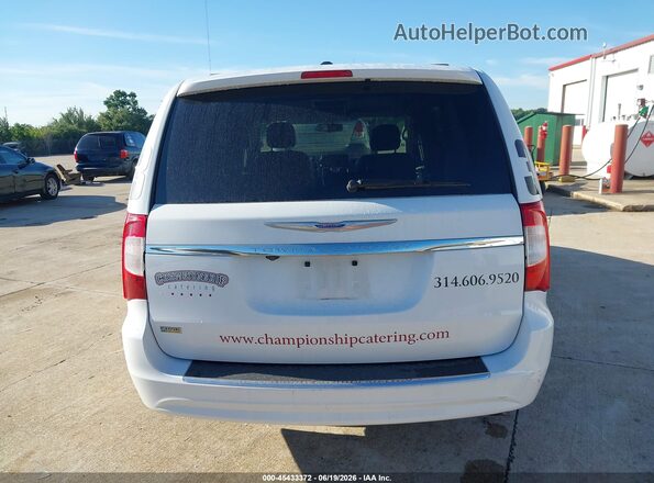 2C4RC1BG7GR140948 2016 CHRYSLER TOWN & COUNTRY White 