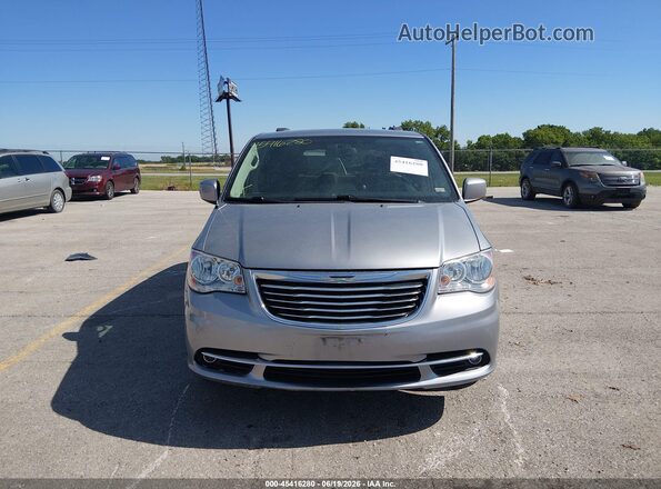 2C4RC1BG7GR297055 2016 CHRYSLER TOWN & COUNTRY Серебряный 