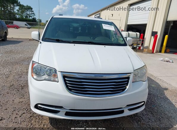 2C4RC1BG7GR298142 2016 CHRYSLER TOWN & COUNTRY White Widok zestawu wskaźników