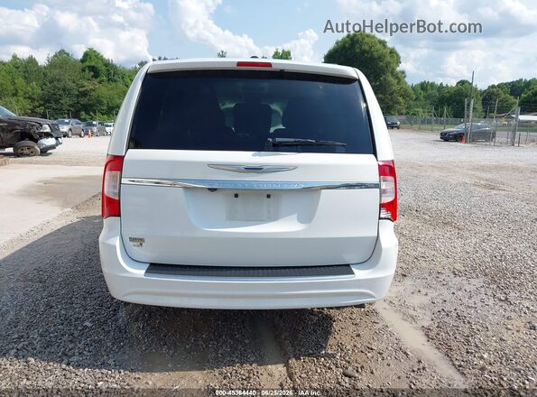 2C4RC1BG7GR298142 2016 CHRYSLER TOWN & COUNTRY White 