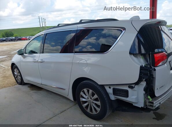 2C4RC1BG7HR691513 2017 CHRYSLER PACIFICA White 