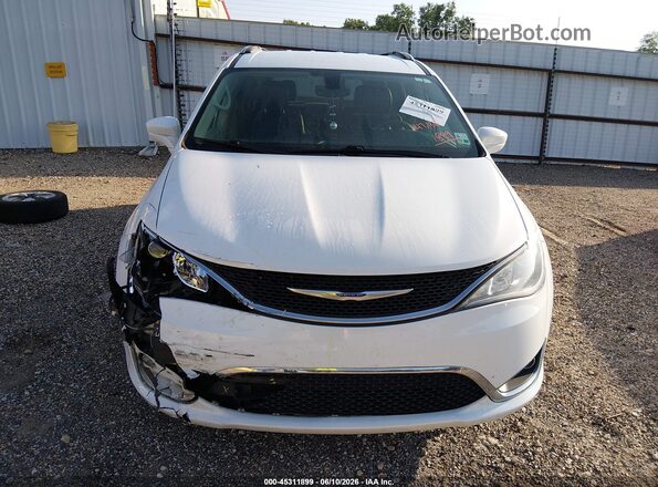 2C4RC1BG7KR582850 2019 CHRYSLER PACIFICA White ხელსაწყოთა პანელის ხედი