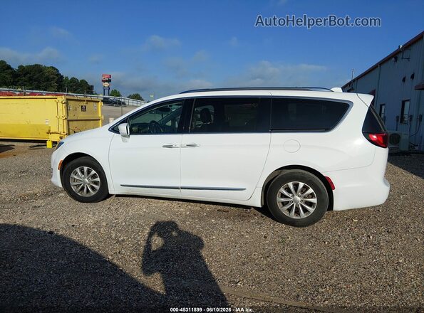 2C4RC1BG7KR582850 2019 CHRYSLER PACIFICA White სალონის 360-გრადუსიანი ხედი