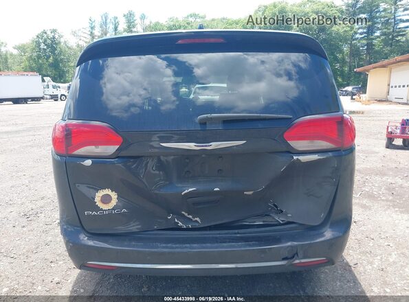 2C4RC1BG7LR106941 2020 CHRYSLER PACIFICA Black Front view
