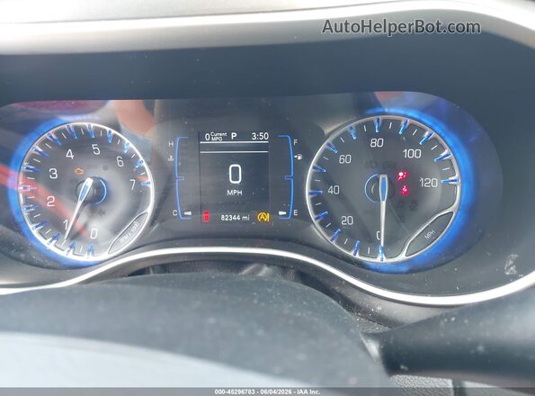2C4RC1BG7LR115607 2020 CHRYSLER PACIFICA Burgundy Vista de los asientos traseros