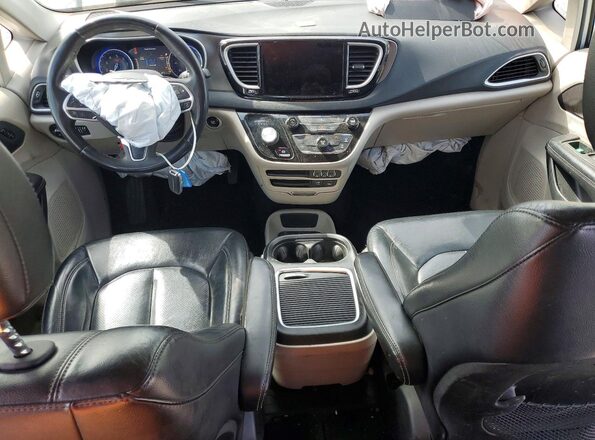 2C4RC1BG7NR209201 2022 CHRYSLER PACIFICA Silver 