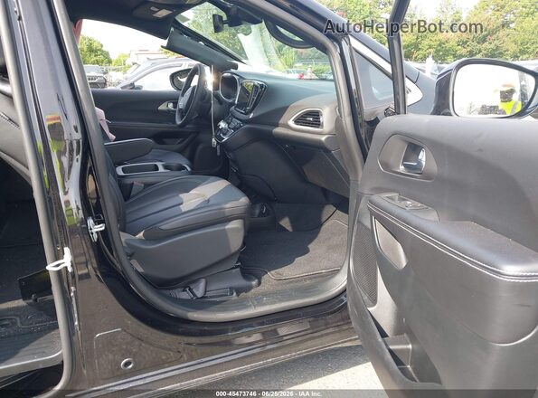 2C4RC1BG7TR273266 2026 CHRYSLER PACIFICA Black Front interior view