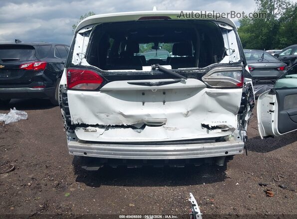 2C4RC1BG8JR158012 2018 CHRYSLER PACIFICA White Դիմացի տեսք