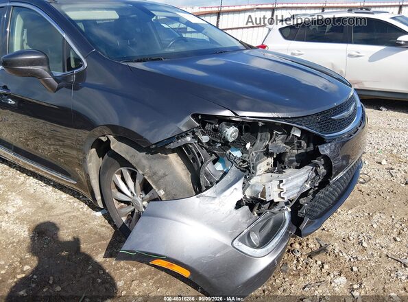 2C4RC1BG8JR217222 2018 CHRYSLER PACIFICA Gray Դիմացի տեսք
