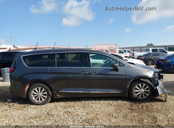 2C4RC1BG8JR217222 2018 CHRYSLER PACIFICA Gray Սալոնի հետևի տեսք