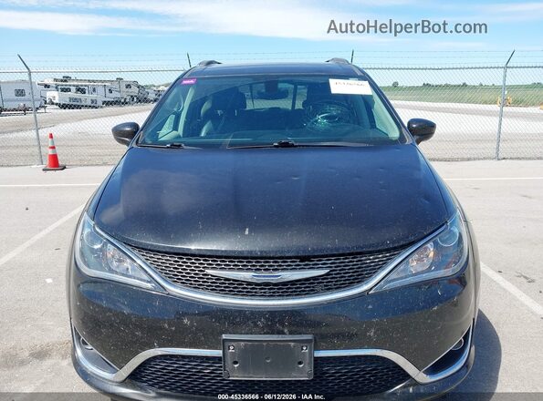 2C4RC1BG8JR235932 2018 CHRYSLER PACIFICA Black Դիմացի տեսք