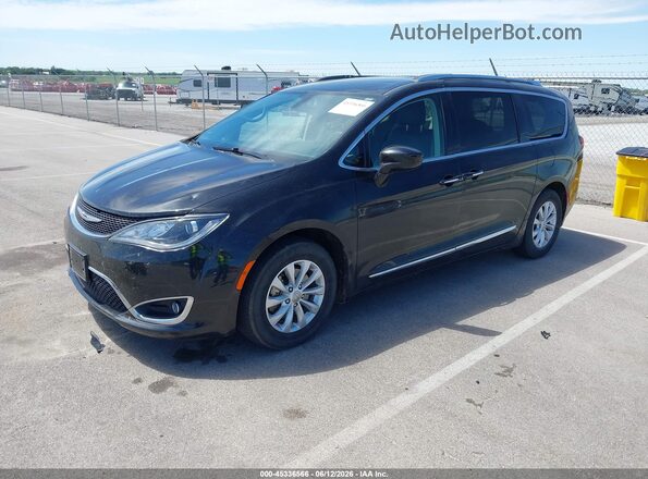 2C4RC1BG8JR235932 2018 CHRYSLER PACIFICA Black Առջևի ձախ երեք քառորդ տեսարան