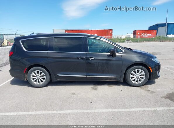 2C4RC1BG8JR235932 2018 CHRYSLER PACIFICA Black Սալոնի հետևի տեսք