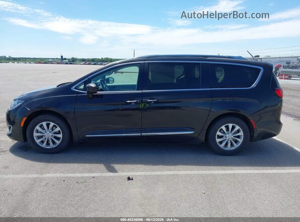 2C4RC1BG8JR235932 2018 CHRYSLER PACIFICA Black Սալոնի 360 աստիճան տեսք