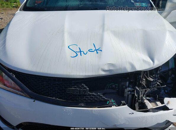 2C4RC1BG8JR274312 2018 CHRYSLER PACIFICA White Հետևի տեսք