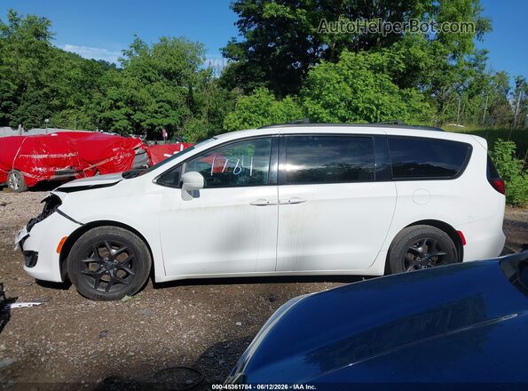 2C4RC1BG8JR274312 2018 CHRYSLER PACIFICA White Սալոնի 360 աստիճան տեսք