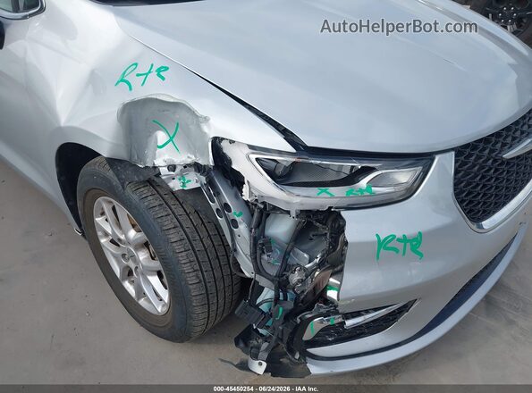 2C4RC1BG8RR125555 2024 CHRYSLER PACIFICA Silver Вид спереду