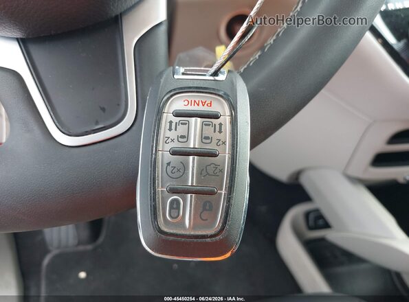 2C4RC1BG8RR125555 2024 CHRYSLER PACIFICA Silver Вид панелі приладів