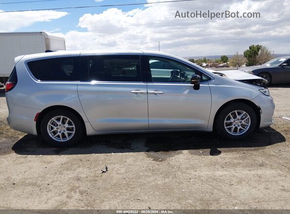 2C4RC1BG8RR139519 2024 CHRYSLER PACIFICA Silver Սալոնի հետևի տեսք