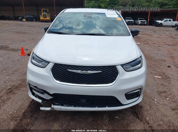 2C4RC1BG8TR169059 2026 CHRYSLER PACIFICA White Front view