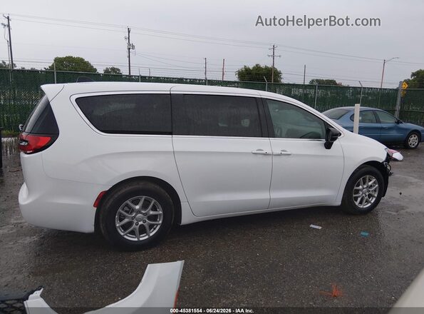 2C4RC1BG8TR191000 2026 CHRYSLER PACIFICA White Սալոնի 360 աստիճան տեսք