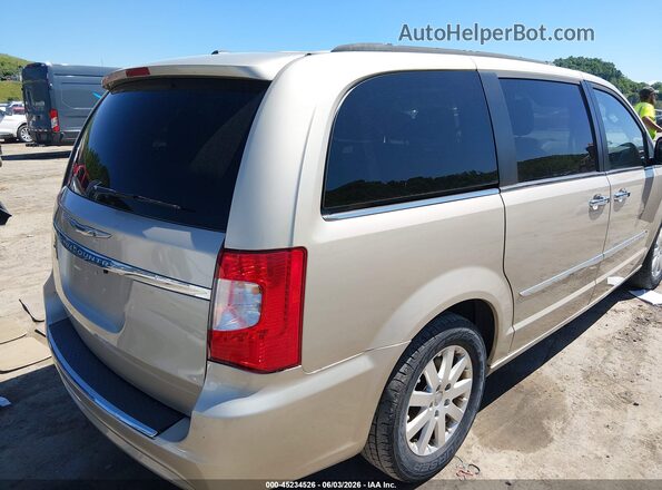 2C4RC1BG9GR121835 2016 CHRYSLER TOWN & COUNTRY Gold Rear right